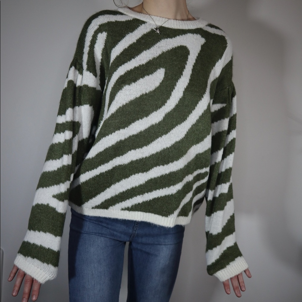 Topshop Oversized Swirl Pattern Green Sweater - Women's Medium - Deadstock